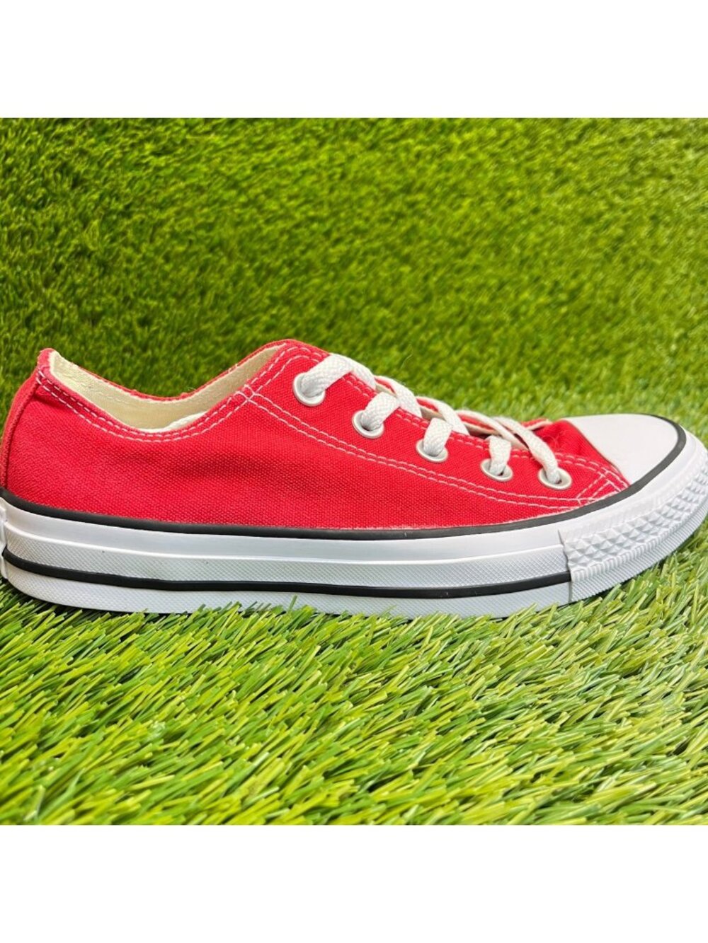 Converse Chuck Taylor All Star OX Womens Size 6 Red Athletic Shoes Sneakers